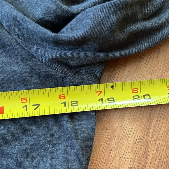 New Mona B dark gray long sleeve blouse - Picture 11 of 16